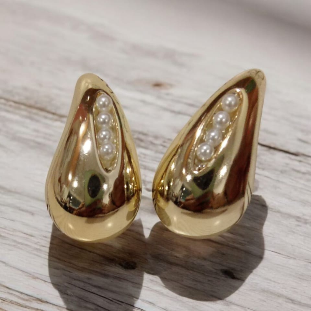 Pearl Golden Tea Drop Earrings - Image 4