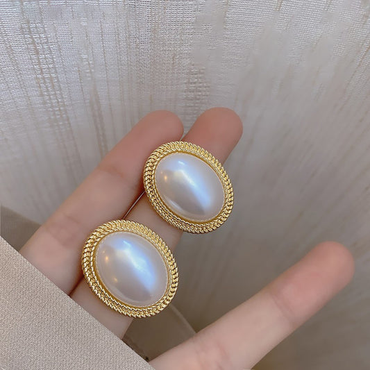 White Pearl Big Oval Pearl Studs