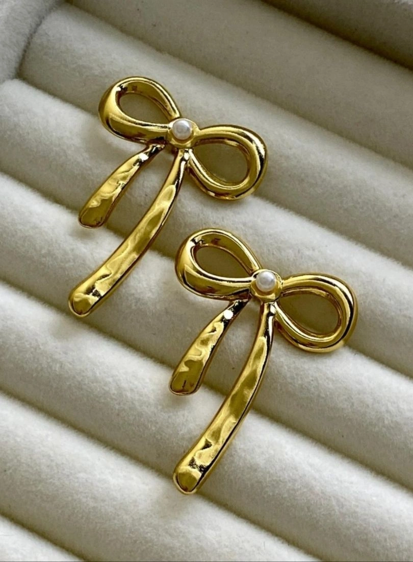 EARING